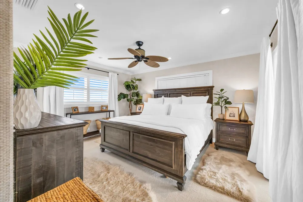 366 ELM AVENUE Tequesta, FL 33469
