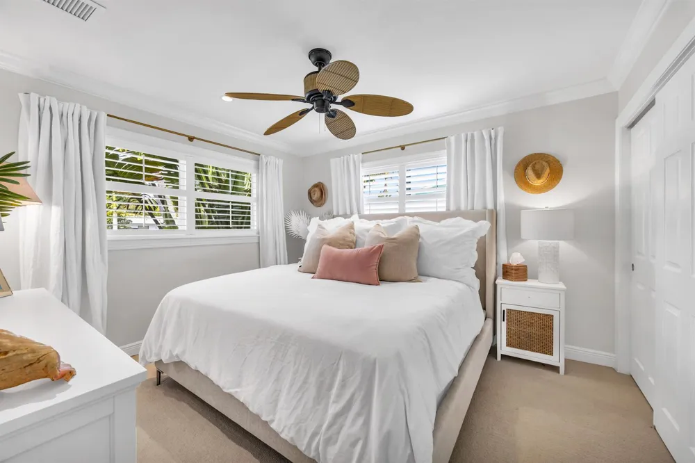366 ELM AVENUE Tequesta, FL 33469