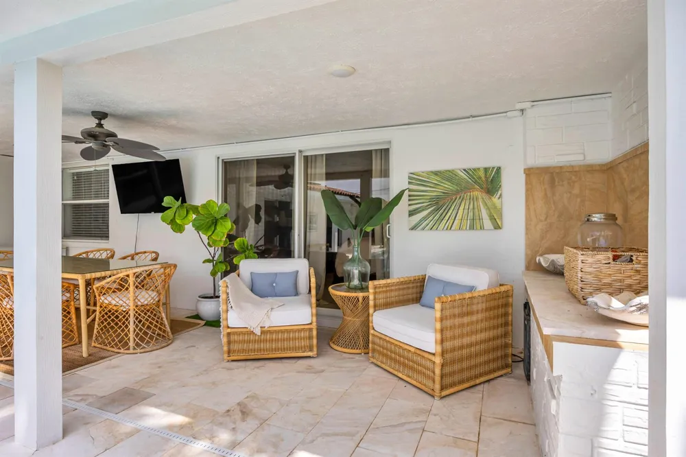 366 ELM AVENUE Tequesta, FL 33469