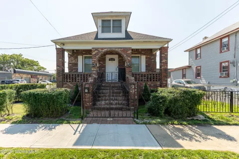 13 Fisher Avenue