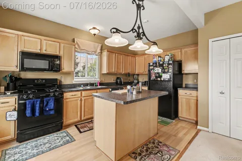 40489 Bay Harbor Lane