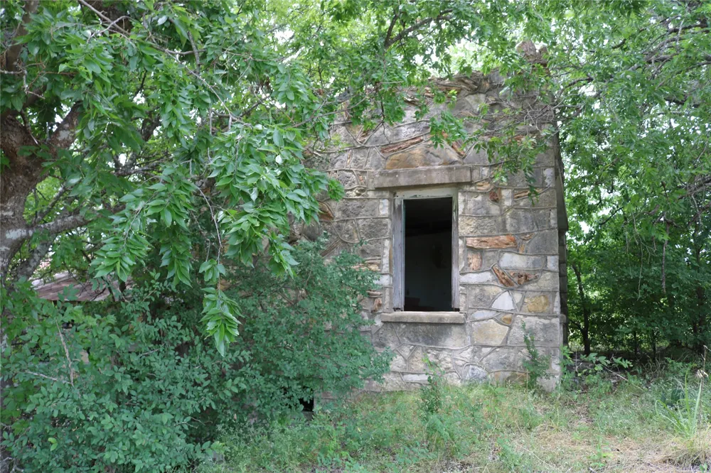 16756 E State Highway 6 Dublin, TX 76446