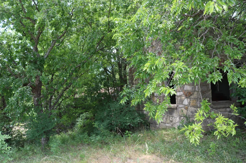 16756 E State Highway 6 Dublin, TX 76446