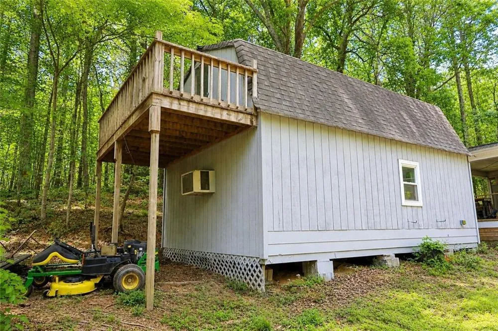 2033 Carson Segars Road Maysville, GA 30558