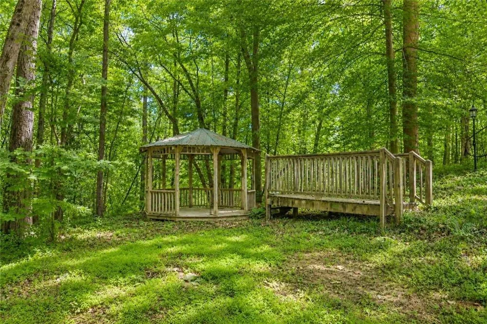 2033 Carson Segars Road Maysville, GA 30558
