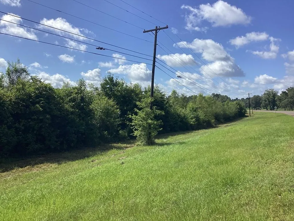 1900 E E Hwy 190 Newton, TX 75966