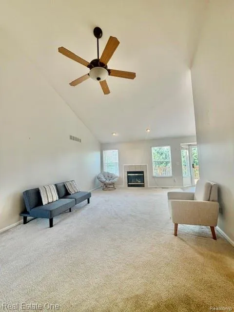830 WOODHAVEN Commerce Charter Township, MI 48390