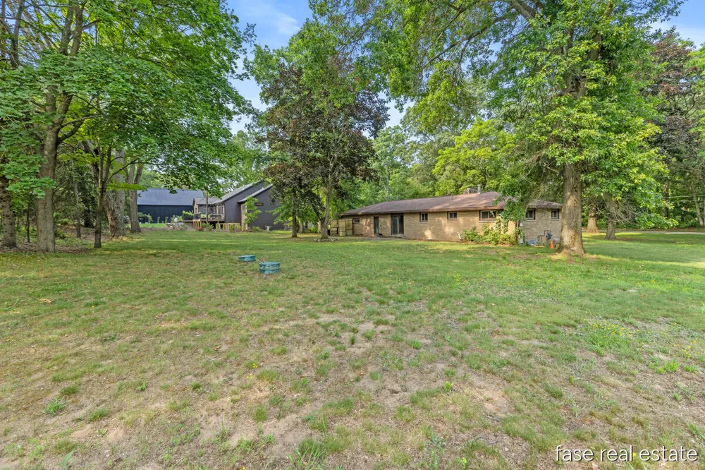 7676 Courtland Drive NE Cannon Township, MI 49341