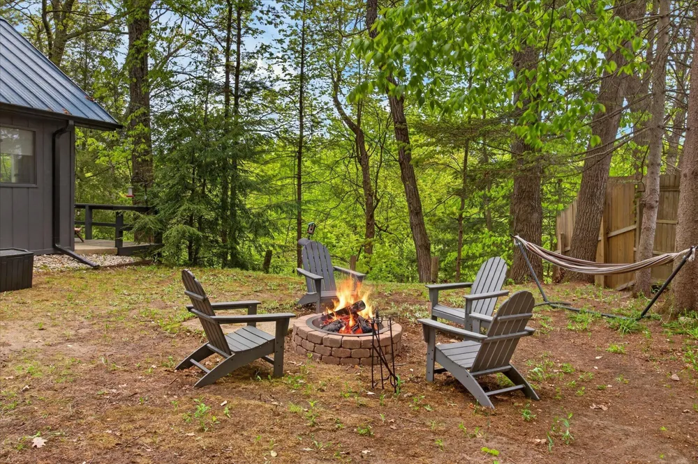 3109 River Bend Trail Manlius Township, MI 49408