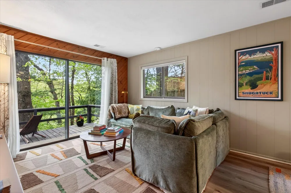 3109 River Bend Trail Manlius Township, MI 49408