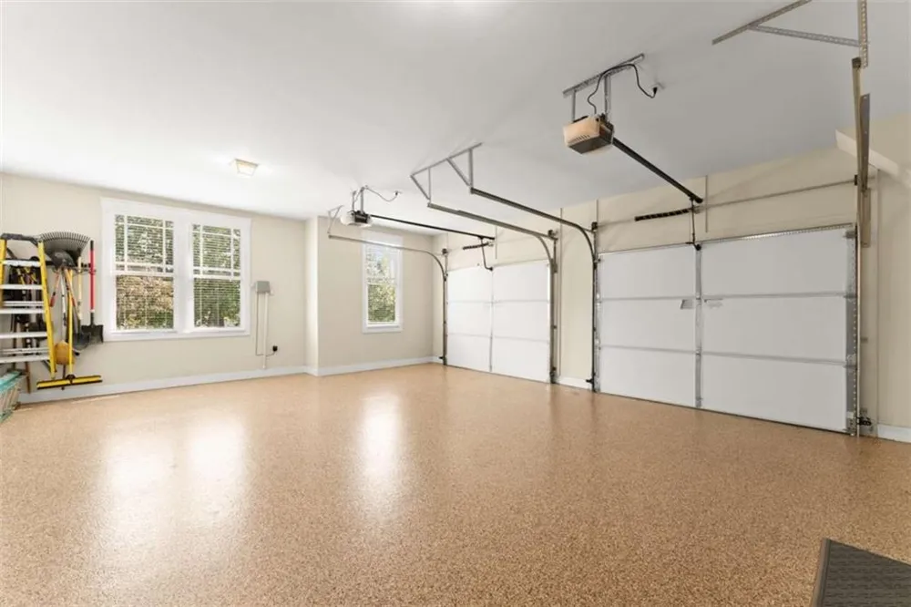 526 Orchard Drive Clarkesville, GA 30523