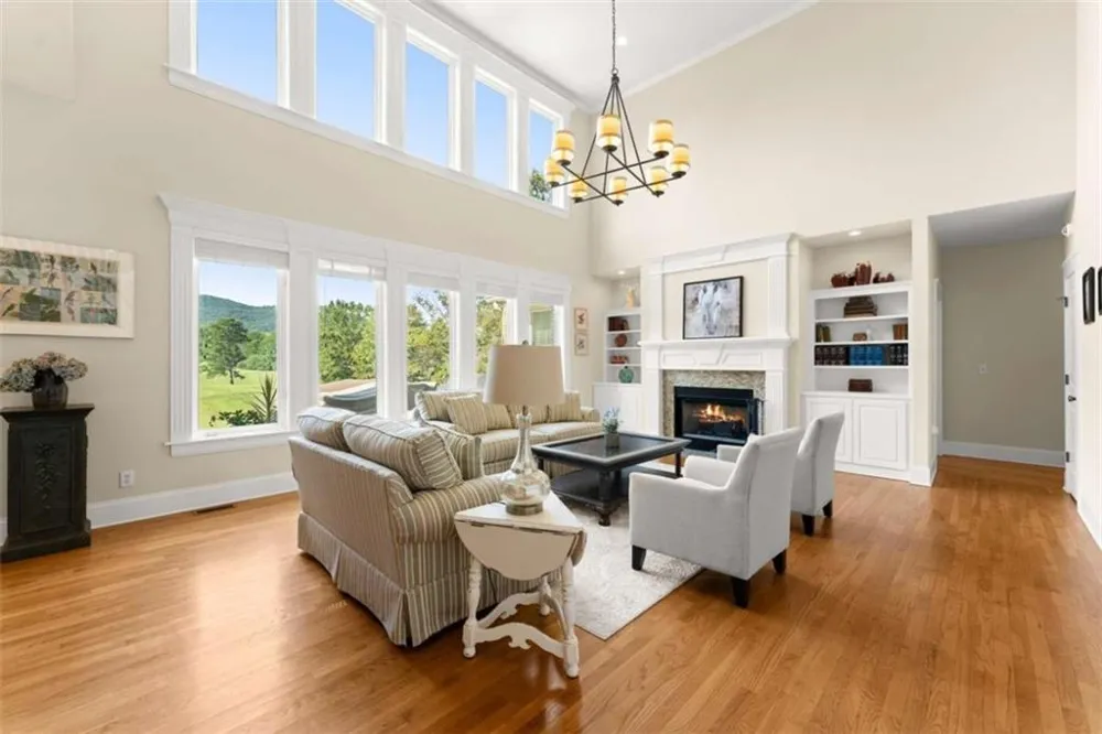 526 Orchard Drive Clarkesville, GA 30523