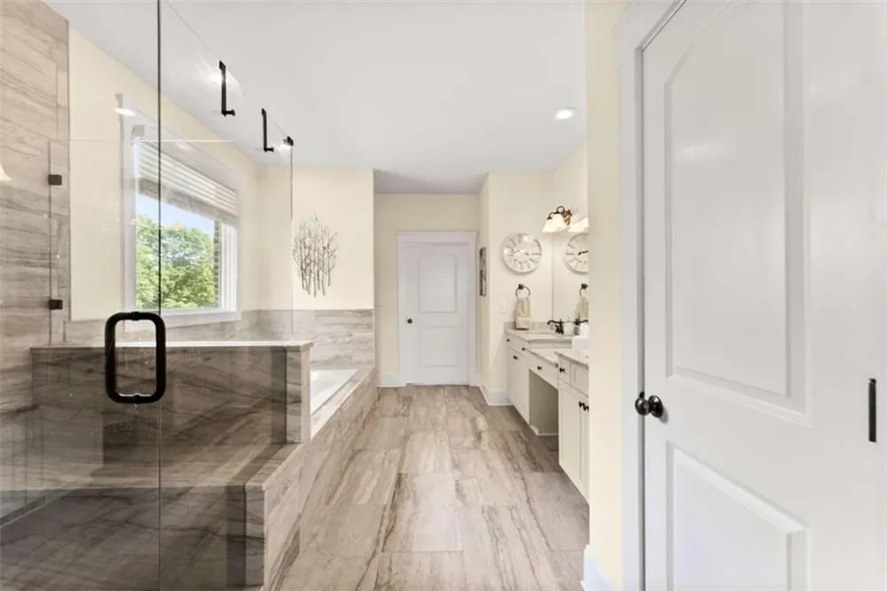 526 Orchard Drive Clarkesville, GA 30523