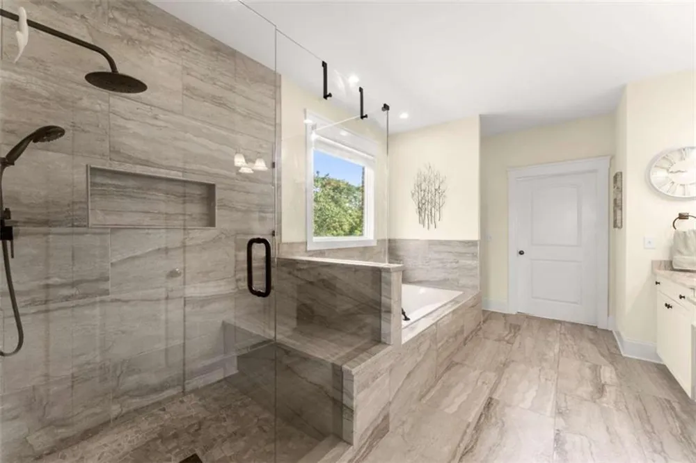 526 Orchard Drive Clarkesville, GA 30523
