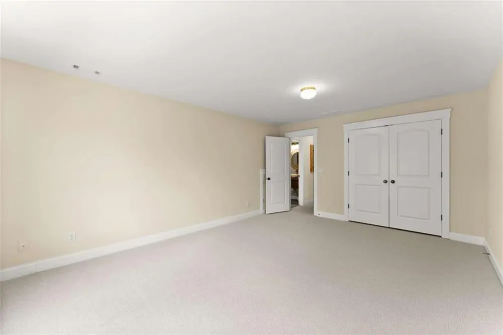 526 Orchard Drive Clarkesville, GA 30523