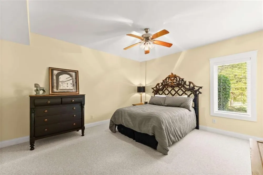 526 Orchard Drive Clarkesville, GA 30523