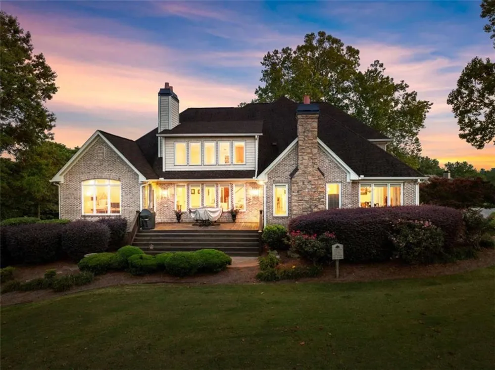 526 Orchard Drive Clarkesville, GA 30523