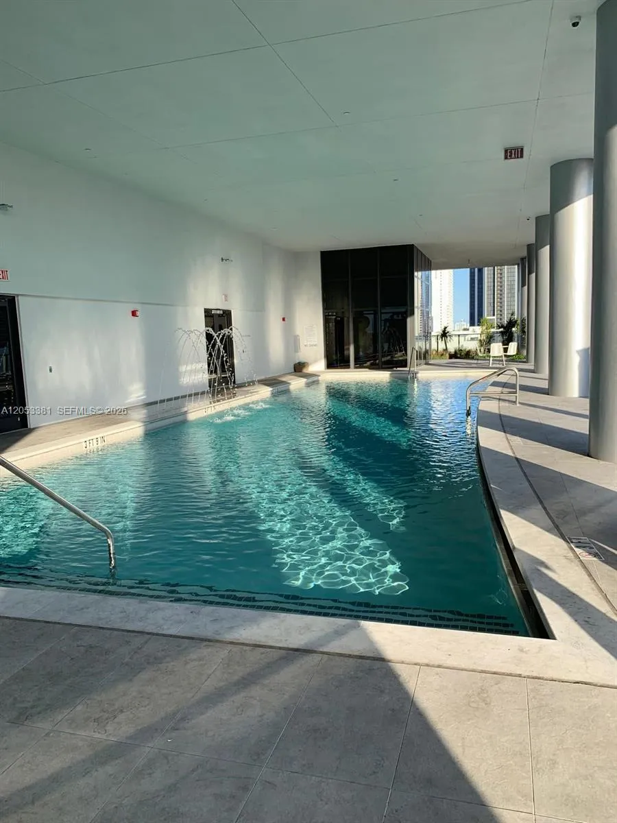 1600 NE 1st Ave #1711 Miami, FL 33132