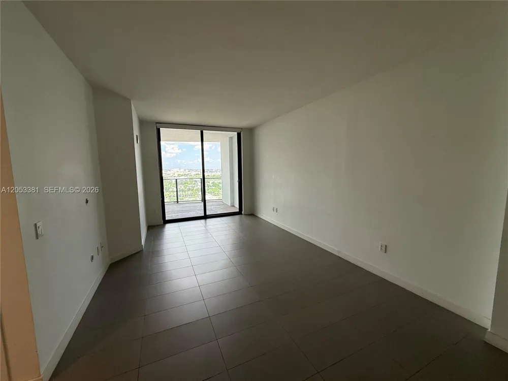 1600 NE 1st Ave #1711 Miami, FL 33132