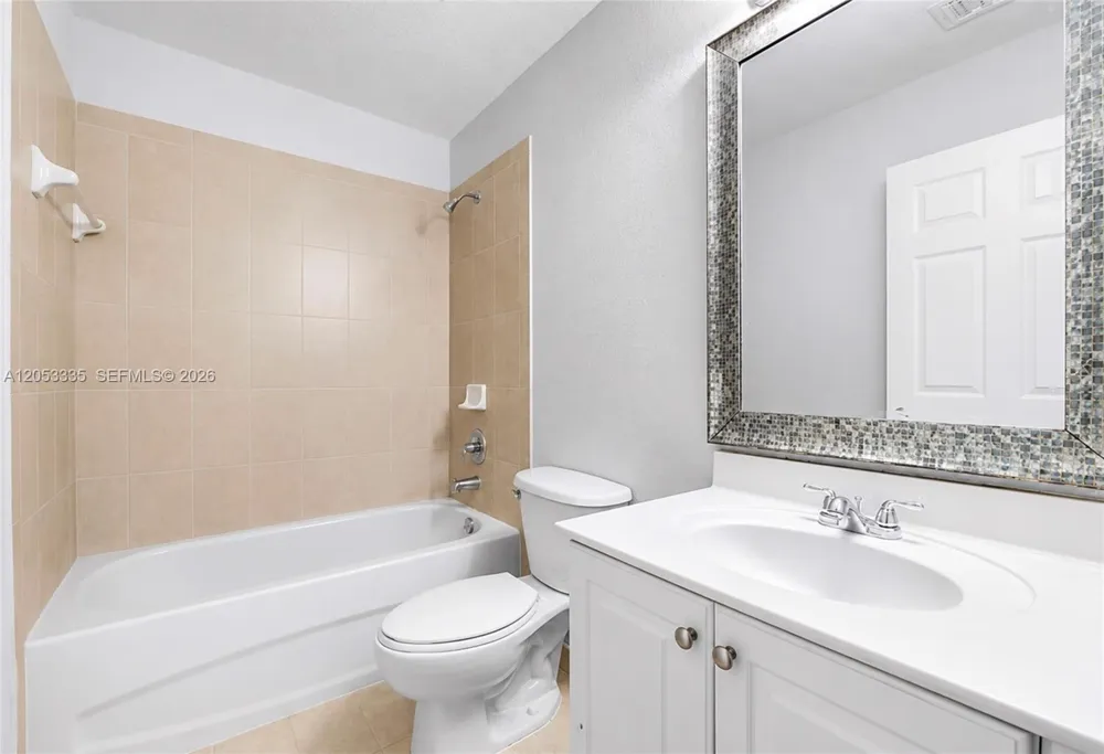 3043 SW 147th Pl Miami, FL 33185