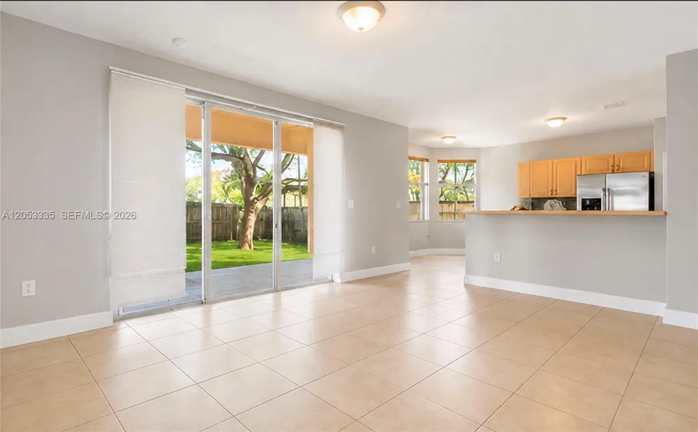 3043 SW 147th Pl Miami, FL 33185