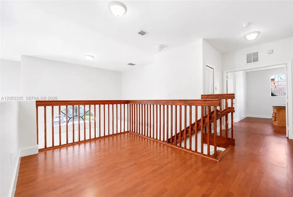 3043 SW 147th Pl Miami, FL 33185