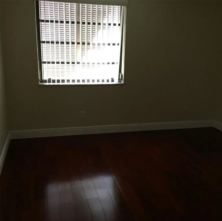 10740 S Golfview Drive Pembroke Pines, FL 33026