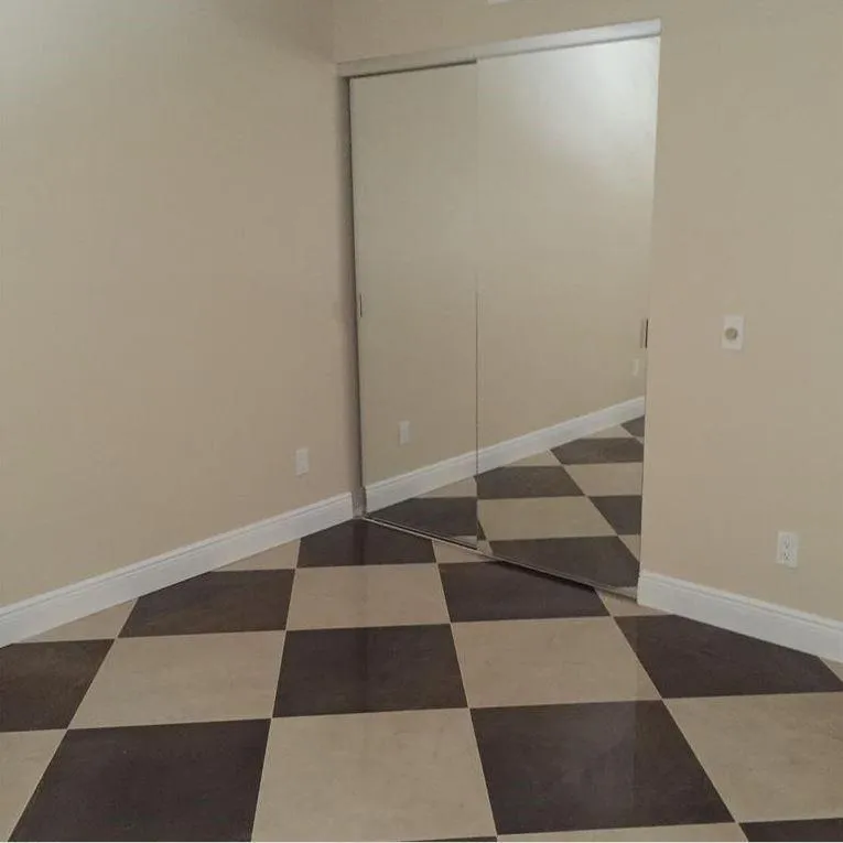 10740 S Golfview Drive Pembroke Pines, FL 33026