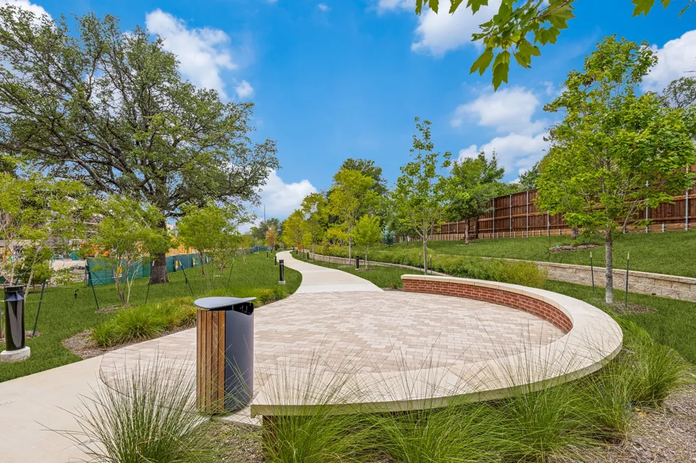 14707 Live Oak Circle Addison, TX 75001