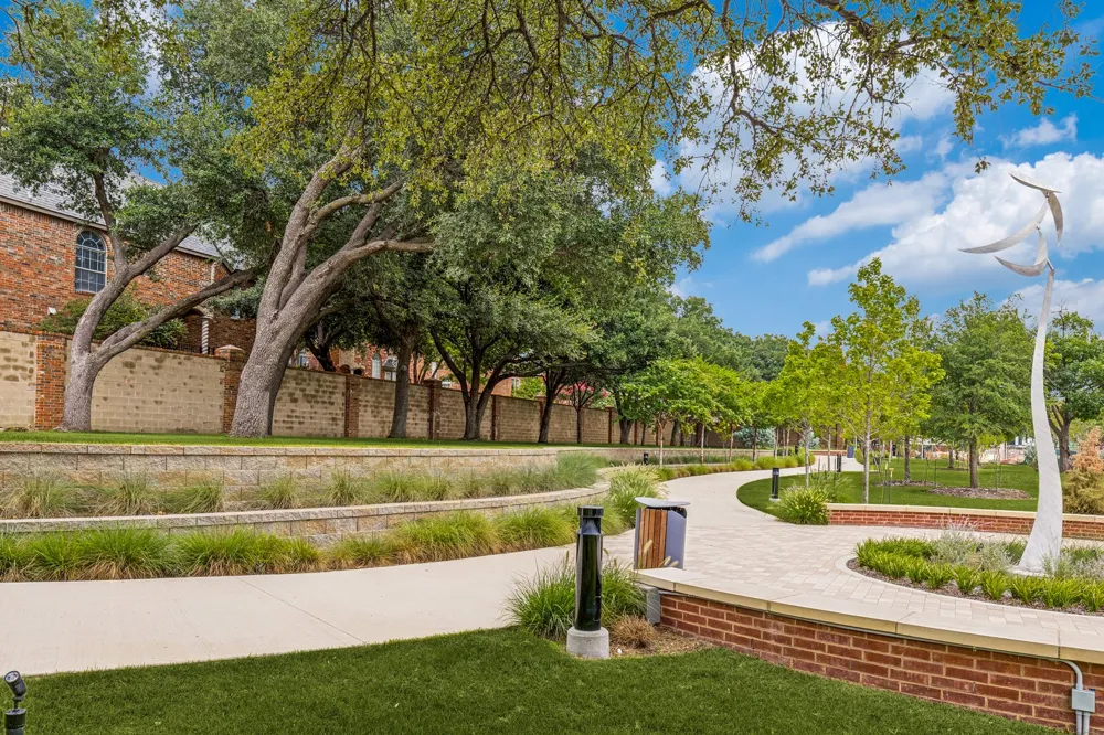 14707 Live Oak Circle Addison, TX 75001
