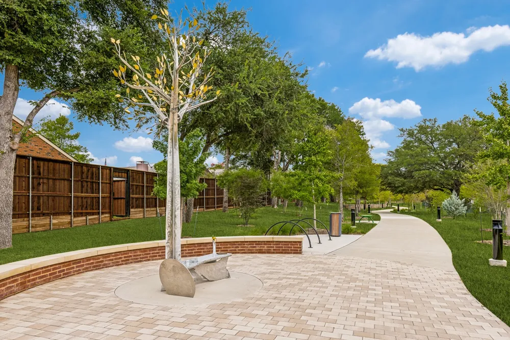 14707 Live Oak Circle Addison, TX 75001