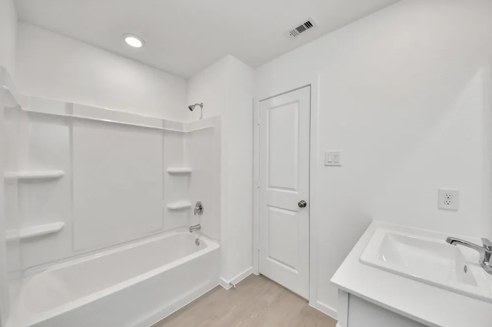 29643 Knollwood Bay Road Waller, TX 77484