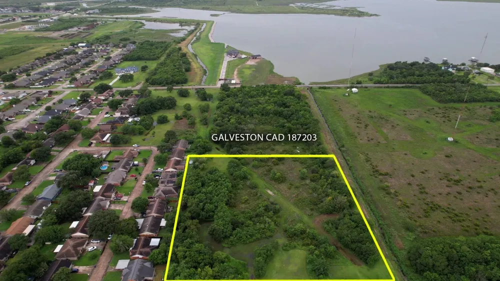 29th St Avenue N Texas City, TX 77590