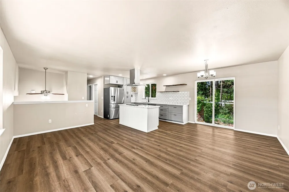 20109 69th Avenue E Spanaway, WA 98387