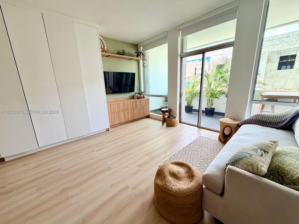 700 Biltmore Way #308 Coral Gables, FL 33134