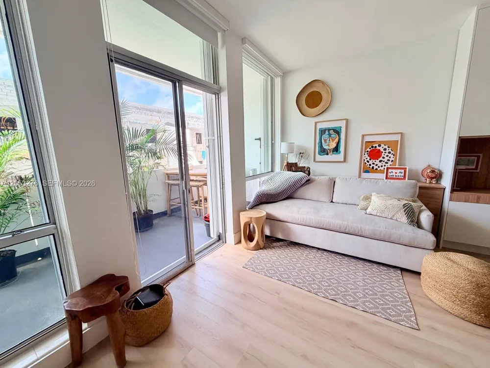 700 Biltmore Way #308 Coral Gables, FL 33134