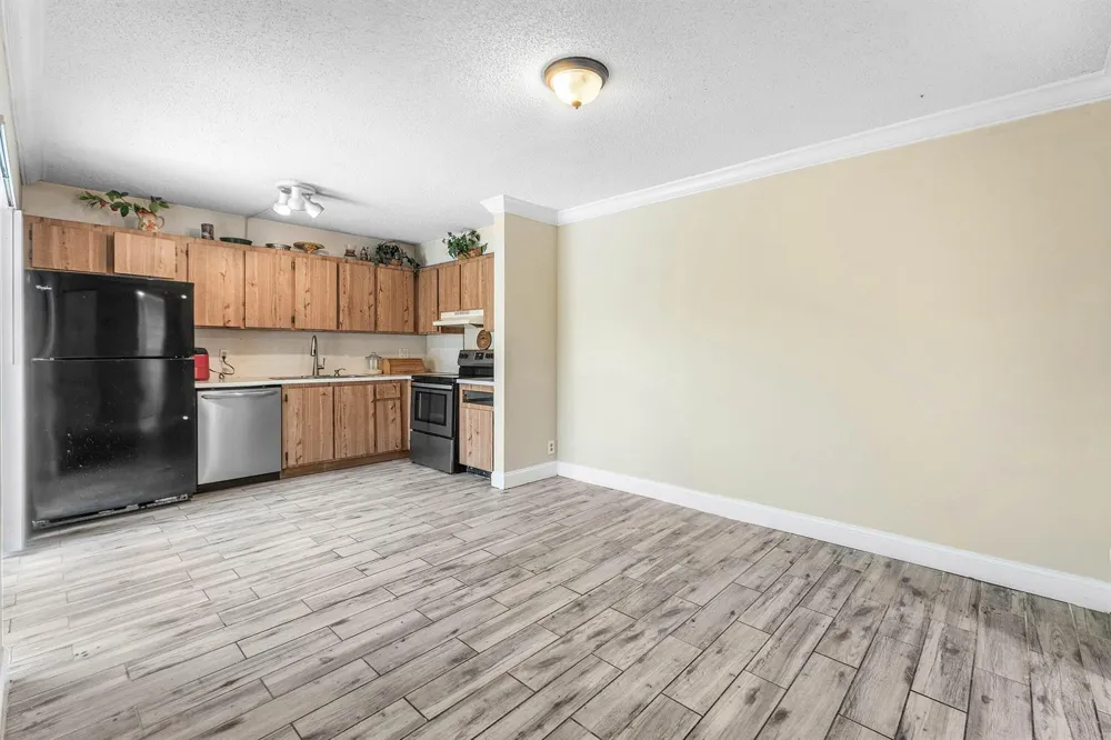 1534 FOREST LAKES CIRCLE #D West Palm Beach, FL 33406