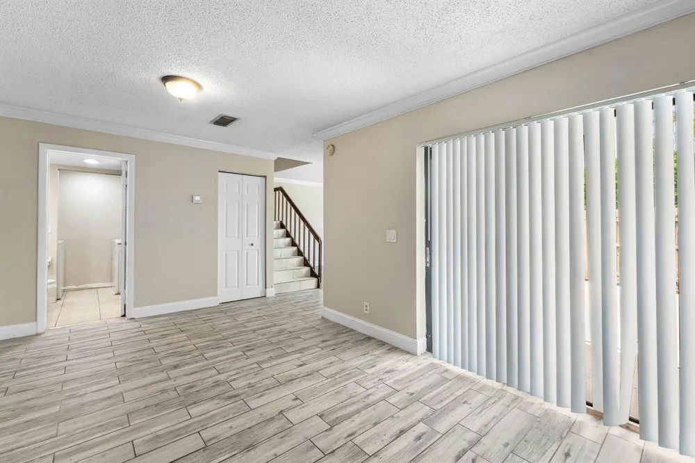 1534 FOREST LAKES CIRCLE #D West Palm Beach, FL 33406