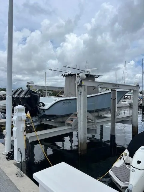 4 Grove Isle Drive Slip C-13 Coconut Grove, FL 33133