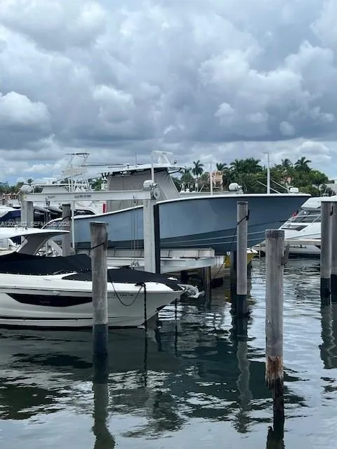 4 Grove Isle Drive Slip C-13 Coconut Grove, FL 33133