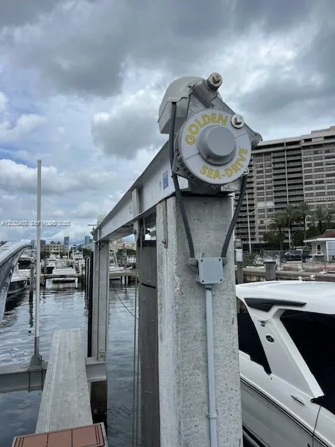 4 Grove Isle Drive Slip C-13 Coconut Grove, FL 33133