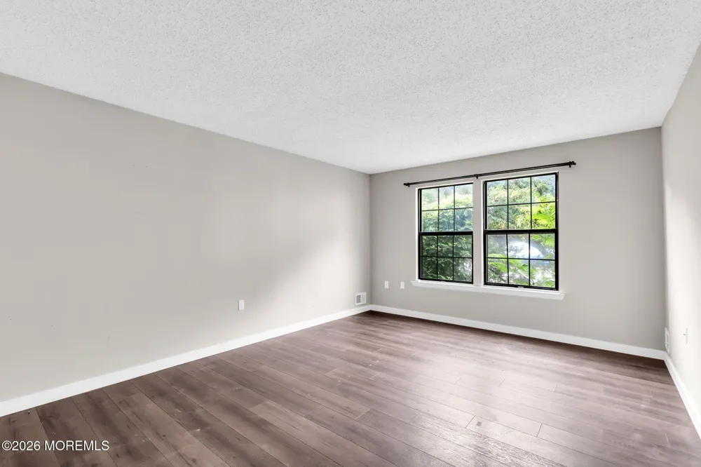 403 Sage Court Jackson, NJ 08527