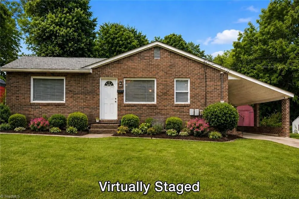 242 Neely Street Mocksville, NC 27028