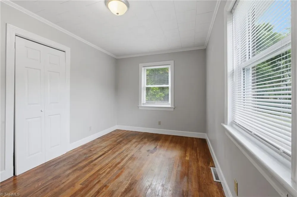 242 Neely Street Mocksville, NC 27028