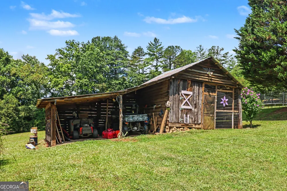 7272 Warwoman RD Clayton, GA 30525