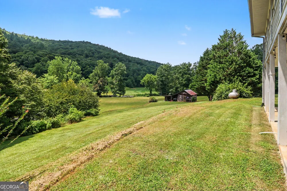 7272 Warwoman RD Clayton, GA 30525