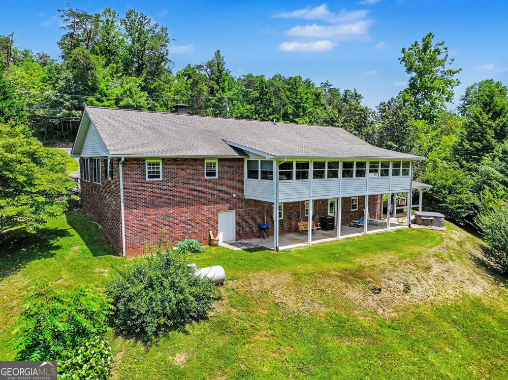 7272 Warwoman RD Clayton, GA 30525