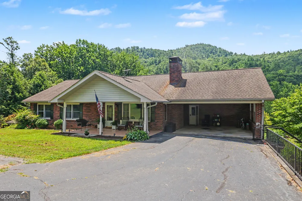7272 Warwoman RD Clayton, GA 30525