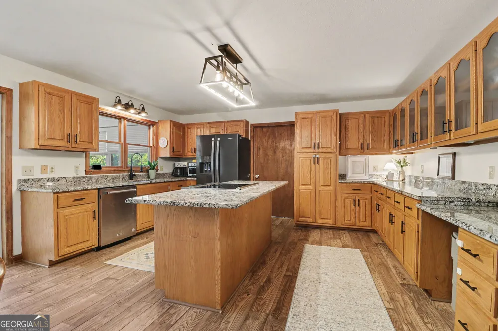7272 Warwoman RD Clayton, GA 30525