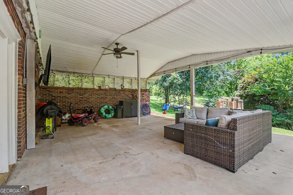 7272 Warwoman RD Clayton, GA 30525